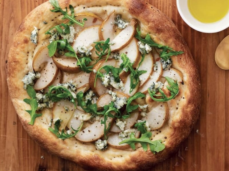 pear gorgonzola pizza